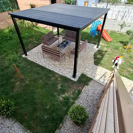 Vila Noar Vlore Luaran gambar
